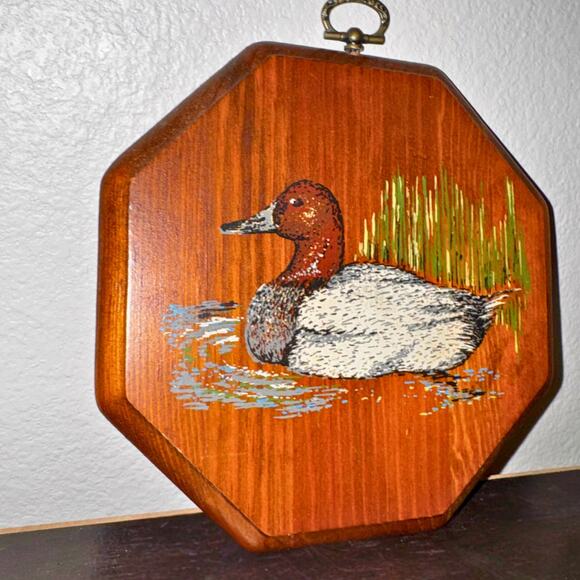 Vintage Wooden Duck Wall Plaque – Rustic Cabin Decor - Picture 5 of 9